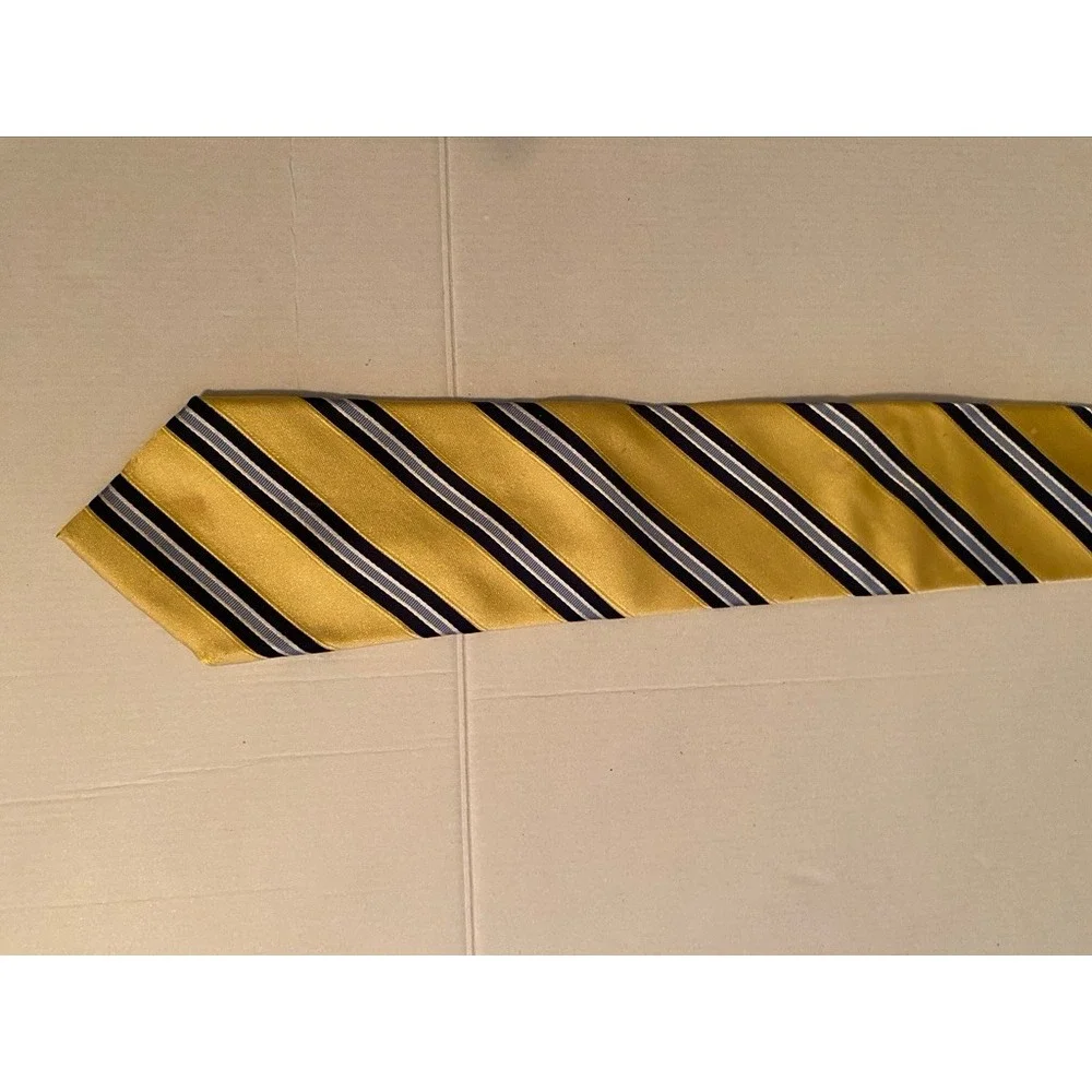 Banana Republic Mens Silk Tie Gold Navy Blue White Diagonal Striped RN54023